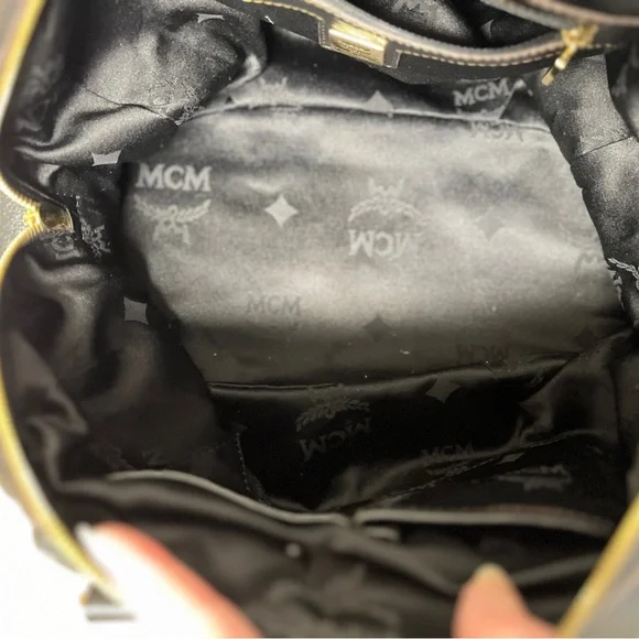 MCM Black Leather Women's Bag, EUC, COA, so soft, 13x9x4”, great interior - Picture 10 of 14